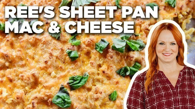 'Ree Drummond\'s Sheet Pan Mac & Cheese | The Pioneer Woman | Food Network'