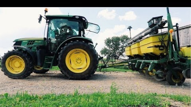 'Tractor Video (For Kids) - REAL Farm Tractors'