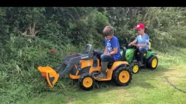 'TRACTORS FOR KIDS - JOHN DEERE, TRACTOR VIDEOS FOR CHILDREN'