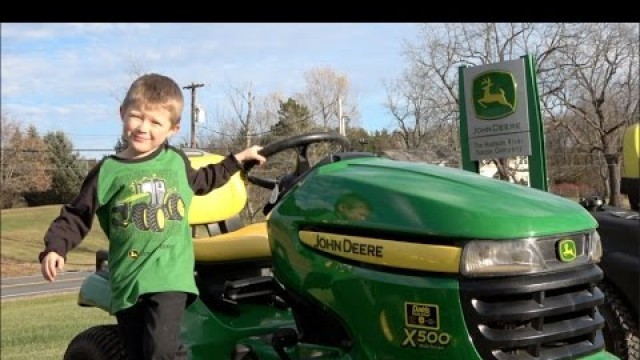 'BOY LOVES JOHN DEERE LAWN MOWERS & GARDEN TRACTORS'