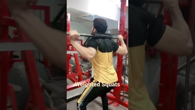 'Weighted Squats | Fitness #bodybuilding #youtubeshorts'