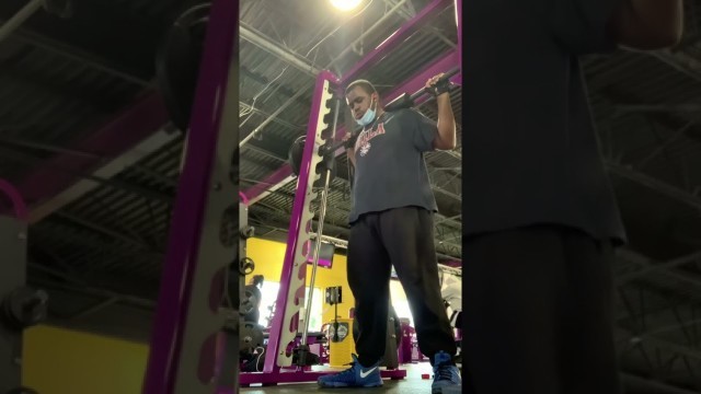 'Daily Workout at Planet Fitness- Weightlifting Squats￼'