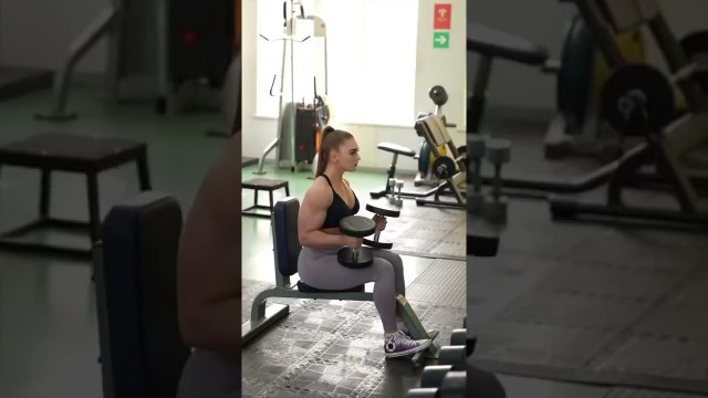 'A Russian Female Bodybuilder Julia Vins 