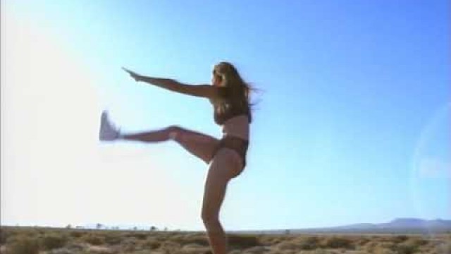 'Cindy Crawford  The Next Challenge 1993 DVDRip AVC'