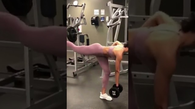 'BEST SQUATS EVER / How to get a good workout at planet fitness   #Shorts'