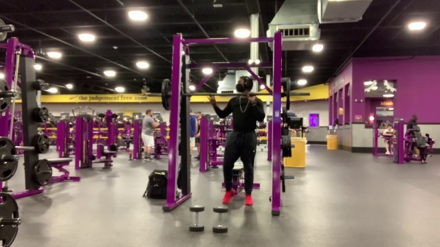 'Robin Achoe Jr 30 Squats 115 Pounds (Warm up) Planet Fitness'