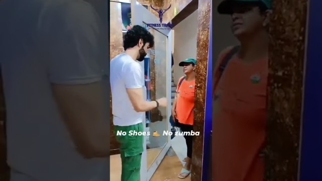 'no shoes no zumba #zumba #gymvideo #funnyvideos #comedyvideo #gym #gymcomedy'