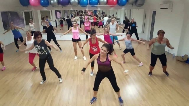 'J Balvin ft Bia, Pharrell Williams & Sky - \"Safari\" Zumba Fitness Choreography'