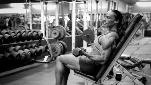 'New Canadian Bodybuilding Star Joanne Williams'