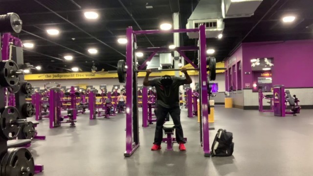 'Set 1-11 Squats 205 Pounds Planet Fitness'