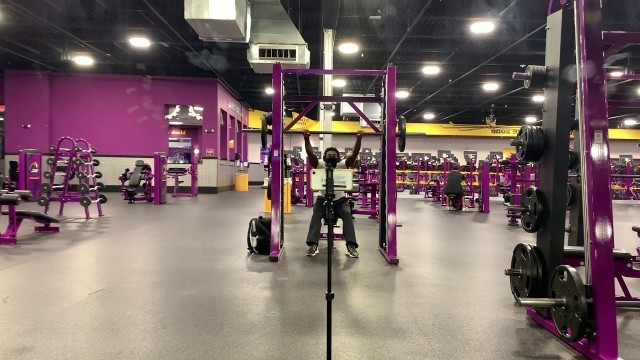 'Robin Achoe Jr Squats Set 1 115 Pounds 10 Reps Planet Fitness'