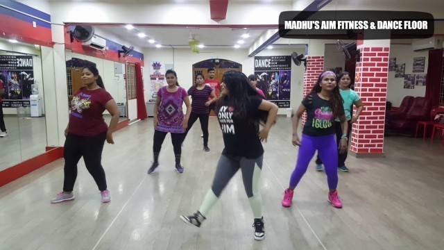 'BUZZ | AASTHA GILL | FT. BADSHAH | ZUMBA FITNESS | MADHU\'S AIM FITNESS & DANCE FLOOR'