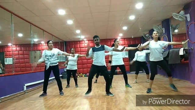 'Oh Ho Ho Ho || Zumba Fitness || Figure N Fitness Studio || Choreographer Aditya Yadav'