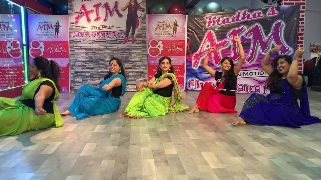 'Expression Queens of AIM FLOOR | DANCE MEDLEY | dhoom machale | sajana ji | tu toh sadi care'