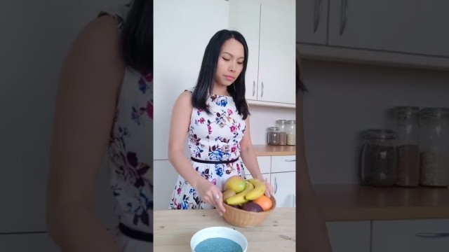 'Fitness trainer makes blue butterfly pea chia pudding, (only 3 mins) #shorts'