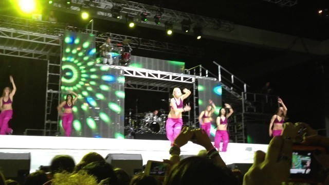 'Zumba Fitness concert  2013 AYER LA VI'