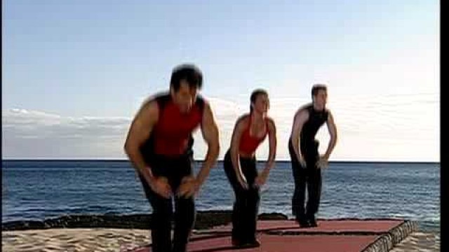 'Gilad\'s 3 Min Fitness Breaks - Plyometrics'