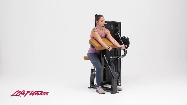 'Axiom Series Biceps Curl | Life Fitness'