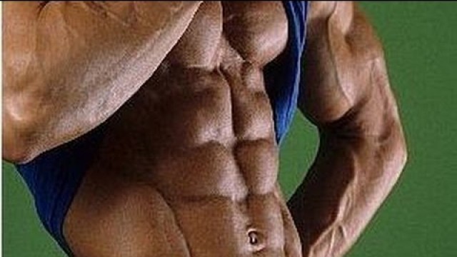 'Fitness Model: How Teenagers Can Get Shredded Abs'