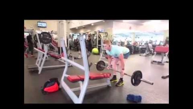 'Chest and Back Workout For Mass - Teen fitness model'