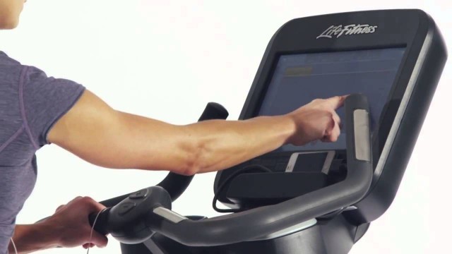 'LifeFitness Platinum Club Series Lifecycle Upright Bike'