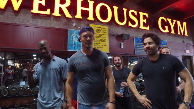 '#TransformersTuesday: Josh Duhamel & Santiago Cabrera workout with the Navy SEALs'