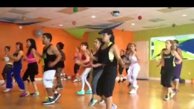 'Que suenen los tambores, zumba choreo by Aim High Fitness'