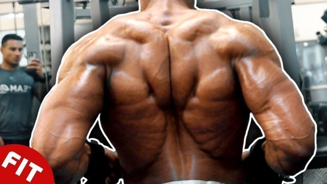 'WORLD\'S BEST BACK WORKOUT'