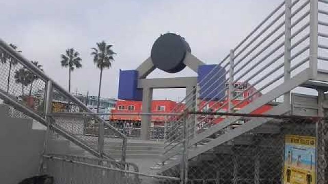 'Unlock famous Muscle Beach weight pit! Venice Beach fitness sandbox outdoor workout LA eARTh culture'