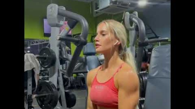 'beautiful girl workout at the gym  fitness model  hunter workout fitness nice workout...'